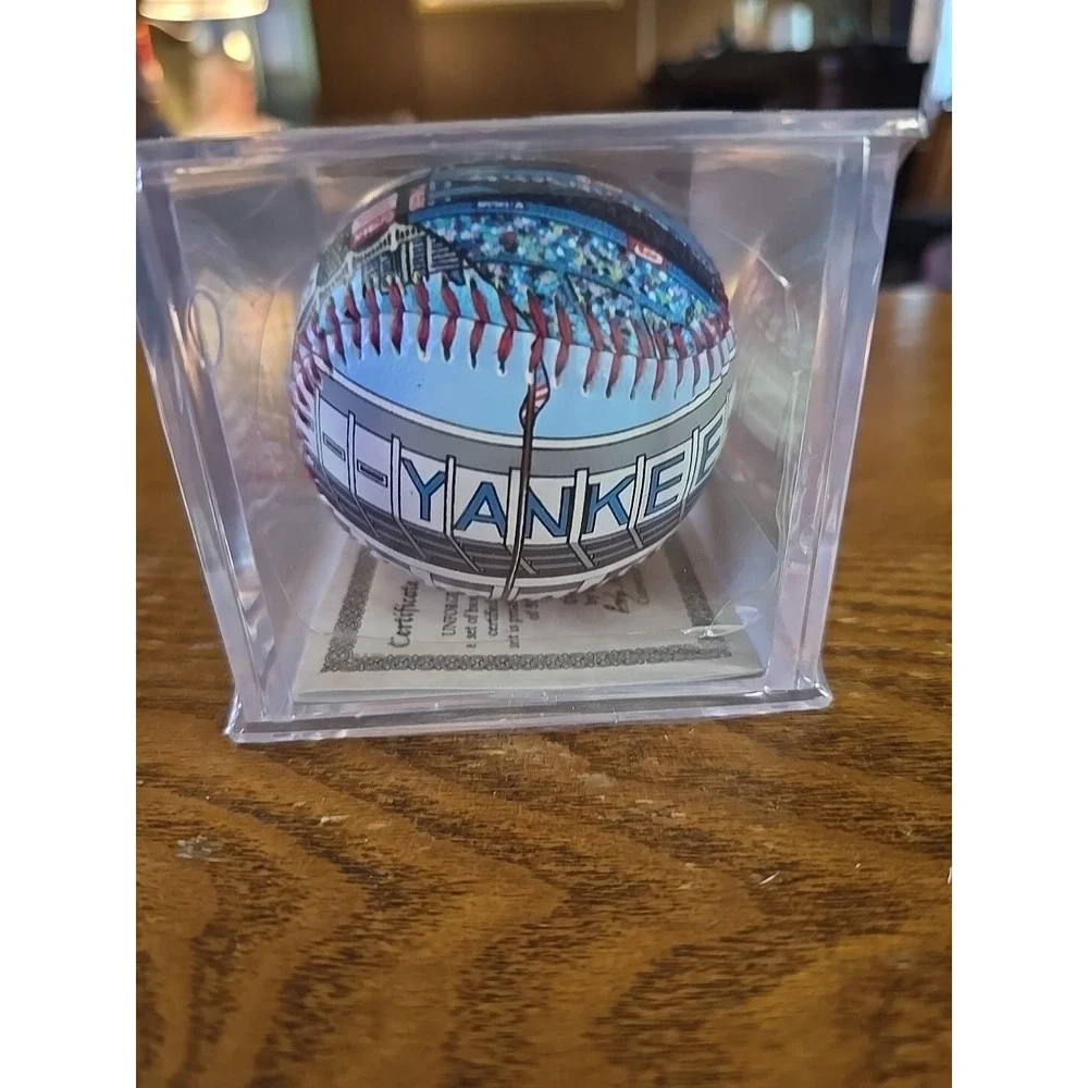New York Yankees Yankee Stadium Unforgettaball Collectors Series New Sealed Read